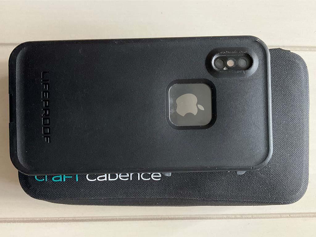 iPhone XS laying on top of craft cadence wallet