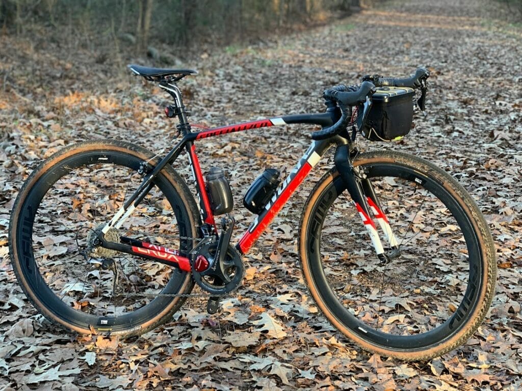 Gravel Bike with Fidlock Bottle on the bike race rating