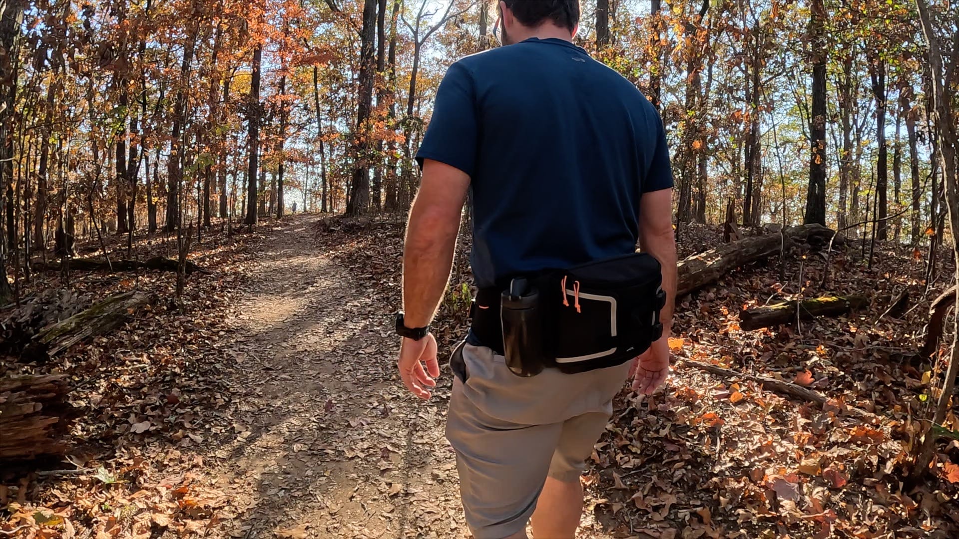JayLo Hiking with the Fidlock Hip Belt 2