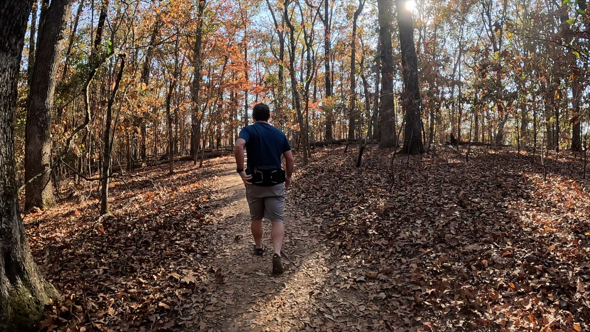 JayLo Hiking with the Fidlock Hip Belt 3