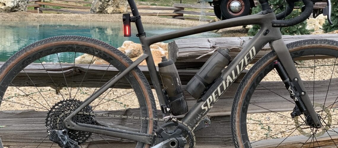 Fidlock bottles mounted on my gravel bike